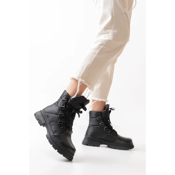 ASM-083 Siyah Bağcıklı Su Geçirmez Kadın Kar Botu