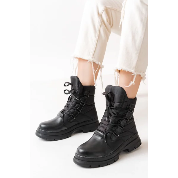 ASM-083 Siyah Bağcıklı Su Geçirmez Kadın Kar Botu