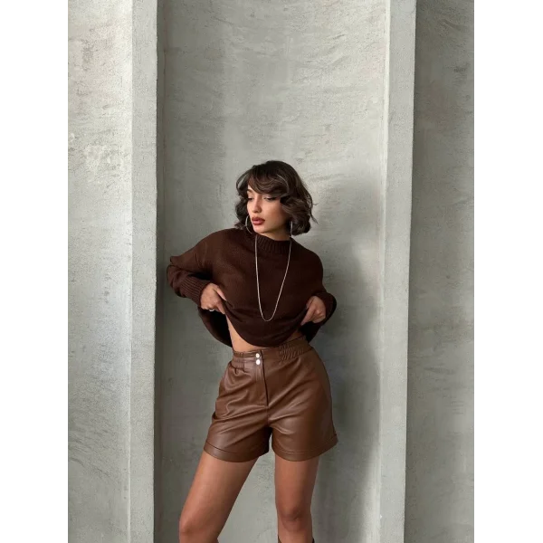 Beli lastikli çıtçıtlı deri şort kahve w241007