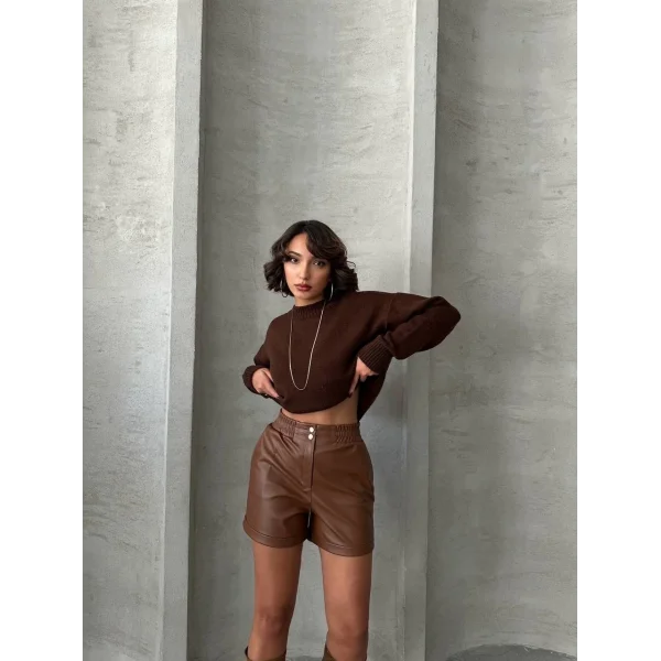 Beli lastikli çıtçıtlı deri şort kahve w241007