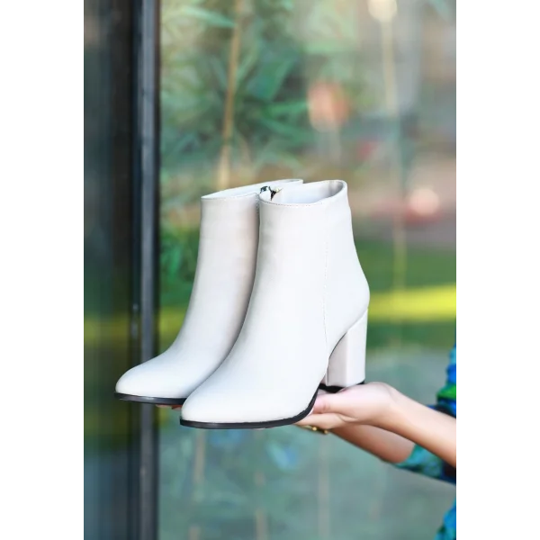 Biya Bej Cilt Topuklu Bot