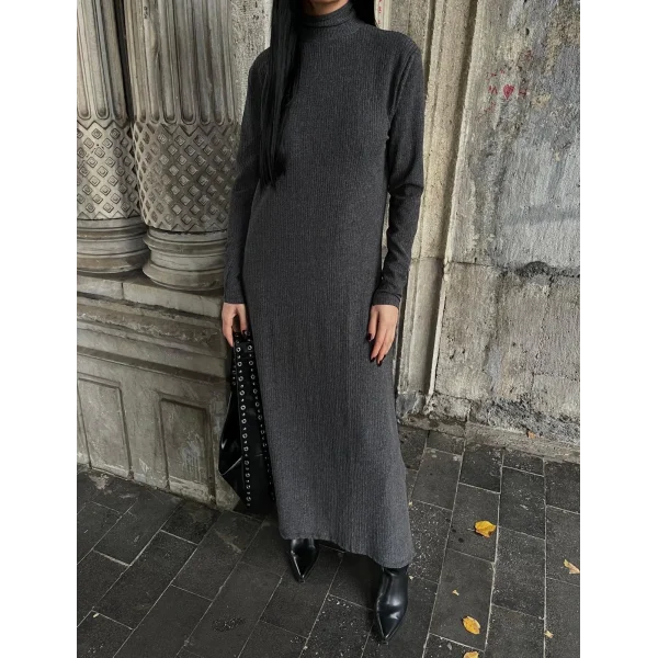 Boğazlı kalın bürümcük uzun elbise siyah