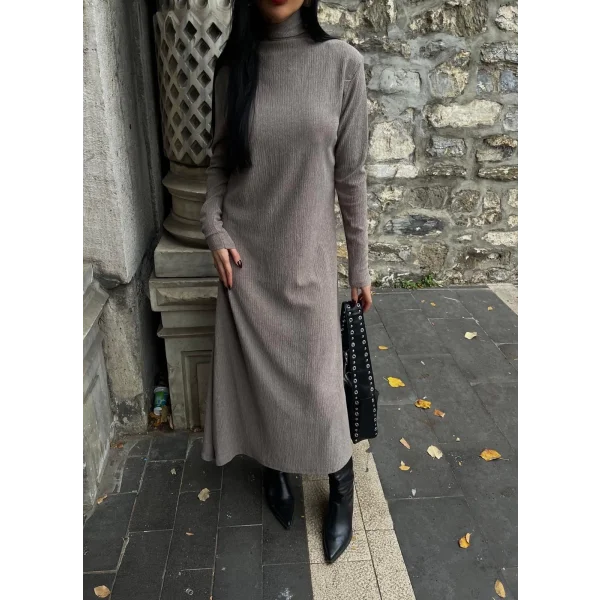 Boğazlı kalın bürümcük uzun elbise vizon