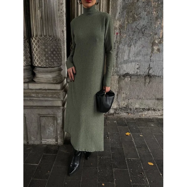 Boğazlı kalın bürümcük uzun elbise yeşil