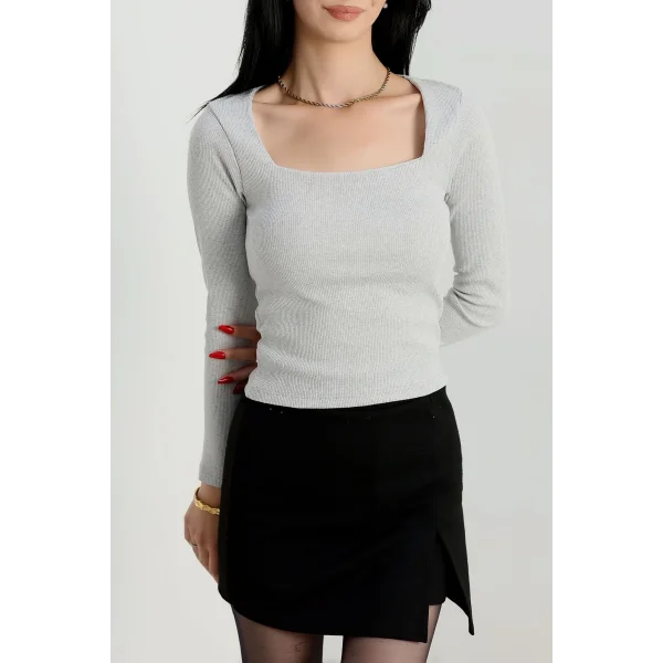 Çerçeve yaka kaşkorse bluz gri