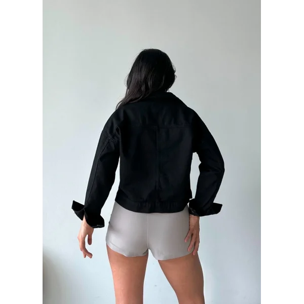 Çift cepli kol katlamalı süper taş enzim yıkamalı crop kot ceket siyah d2000