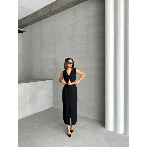 Çilek takım etek yelek