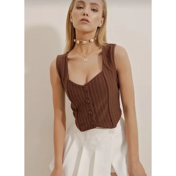 Çizgili krep düğmeli yelek kahve s3395