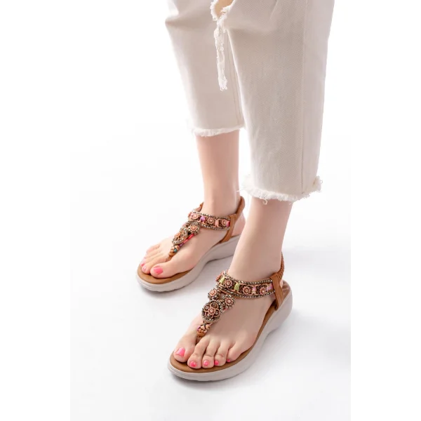 DM-609 Taba Taşlı Arka Lastikli Parmak Arası Kadın Sandalet
