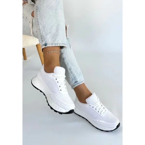 Edva Beyaz Cilt Bağcıklı Spor Ayakkabı