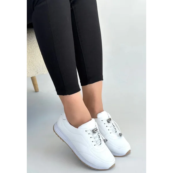 Finna Beyaz Cilt Bağcıklı Spor Ayakkabı