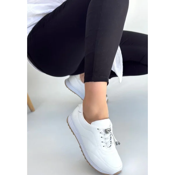 Finna Beyaz Cilt Bağcıklı Spor Ayakkabı