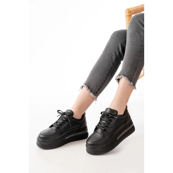 FLN-1999 Siyah Bağcıklı Taban Taş Aksesuarlı Günlük Spor Ayakkabı