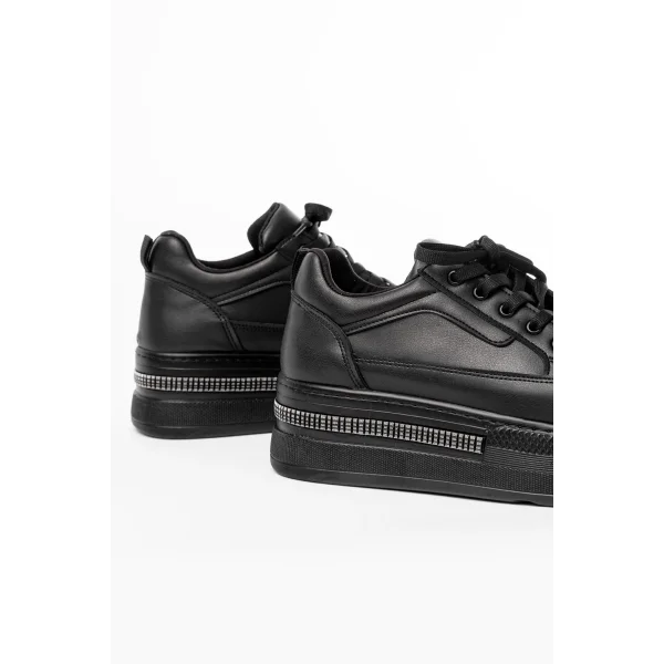 FLN-1999 Siyah Bağcıklı Taban Taş Aksesuarlı Günlük Spor Ayakkabı