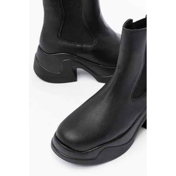 FZ-2400 Siyah Yüksek Tabanlı Lastikli Günlük Kadın Bot