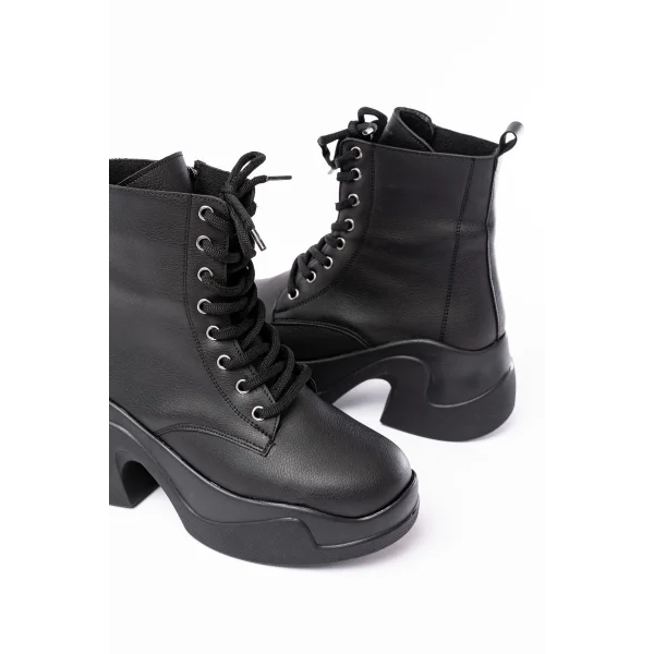 FZ-2550 Siyah Yüksek Tabanlı Bağcıklı Fermuarlı Günlük Kadın Bot