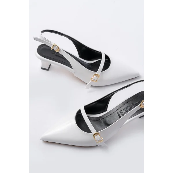 H-470 Beyaz Rugan Baret Tokalı Arkası Açık Günlük Kadın Sandalet