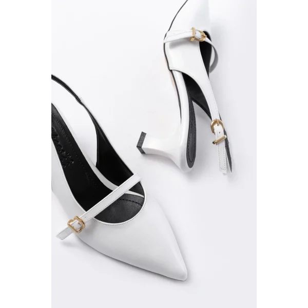 H-470 Beyaz Rugan Baret Tokalı Arkası Açık Günlük Kadın Sandalet