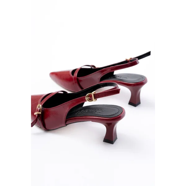 H-470 Bordo Rugan Baret Tokalı Arkası Açık Günlük Kadın Sandalet