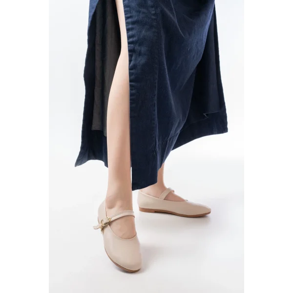 İNF-324 Bej Baretli Tokalı Günlük Kadın Babet