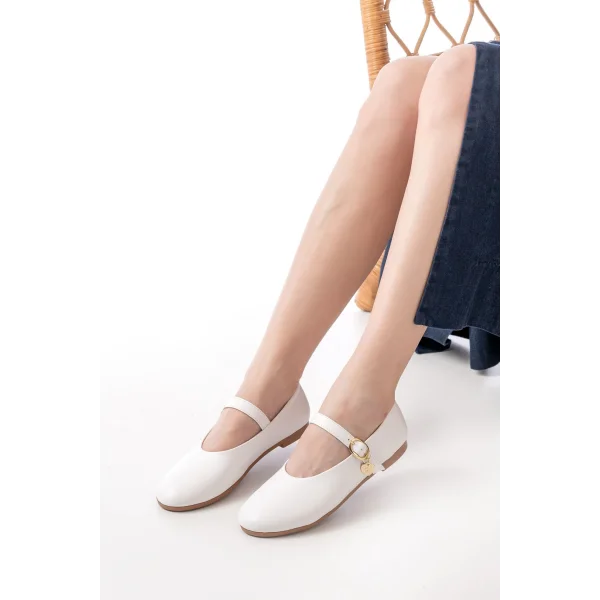 İNF-324 Beyaz Baretli Tokalı Günlük Kadın Babet