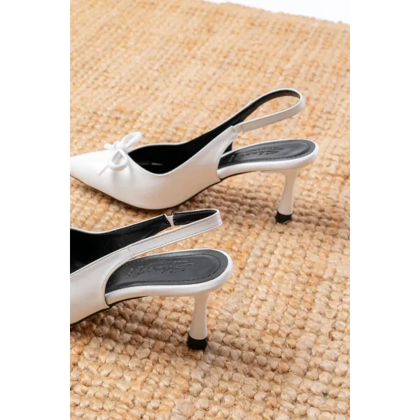 İNF-4500 Beyaz Rugan Günlük Arkası Açık Fiyonklu Topuklu Bayan Ayakkabı