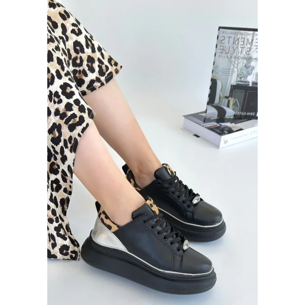 Jista Siyah Cilt Gümüş Detaylı Bağcıklı Spor Ayakkabı