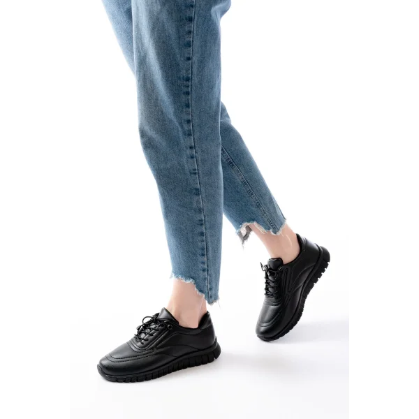 K-504 Siyah Bağcıklı Desenli Günlük Spor Ayakkabı