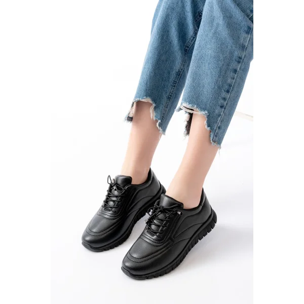 K-504 Siyah Bağcıklı Desenli Günlük Spor Ayakkabı