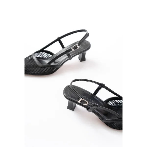 K-607 Siyah Günlük Fileli Arkası Açık 7 cm Topuklu Bayan Ayakkabı