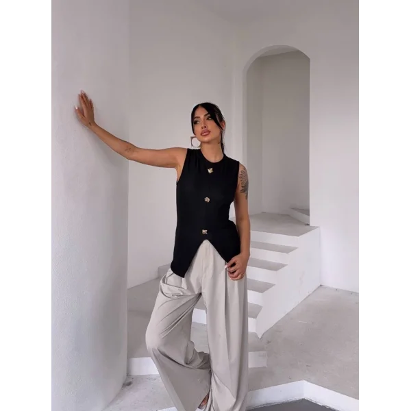 Kadın siyah bisiklet yaka gold düğmeli ottoman bluz s2310