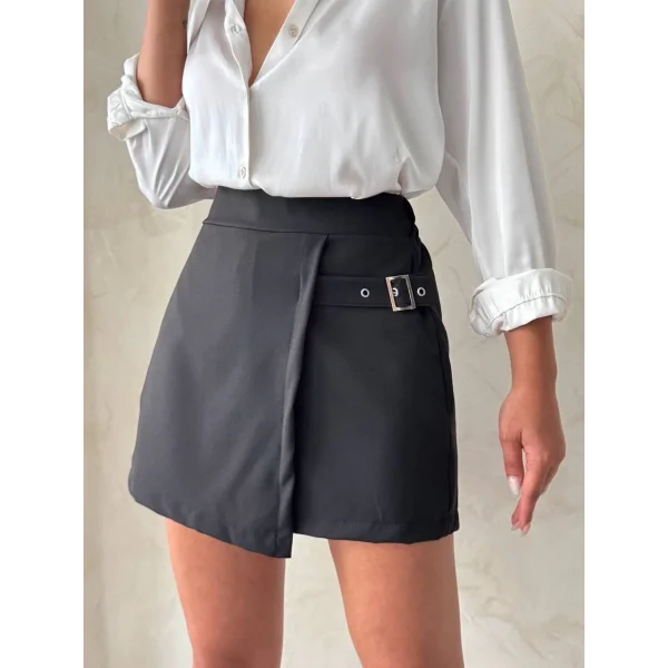 Kadın tokalı şort etek siyah s25449