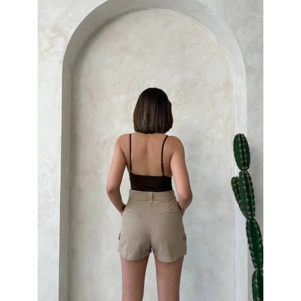 Kemer detaylı gabardin şort bej s25289