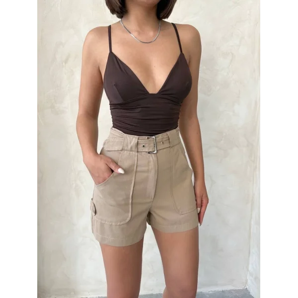 Kemer detaylı gabardin şort bej s25289