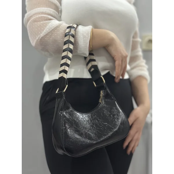 Kraş siyah cilt çanta