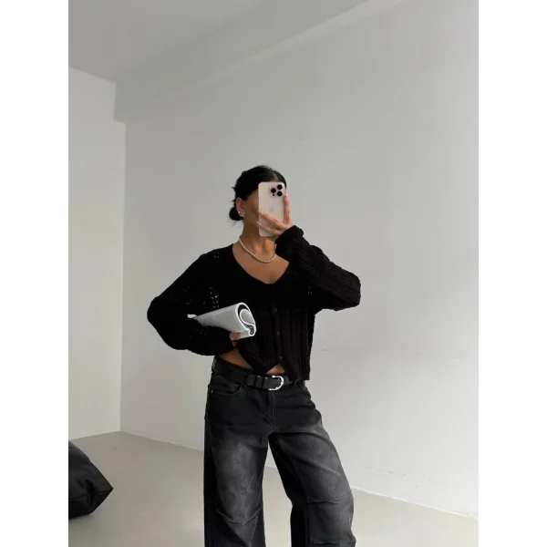 Küçük düğmeli küçük örgülü triko hırka siyah