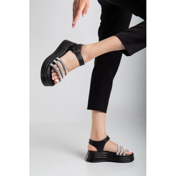 Lalen Siyah Kemerli Sandalet