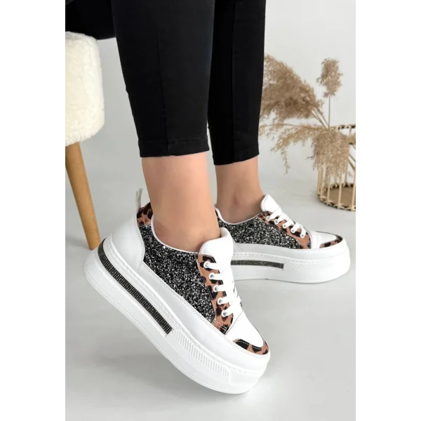 Lawin Beyaz Cilt Siyah Simli Bağcıklı Spor Ayakkabı