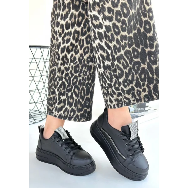 Leope Siyah Cilt Bağcıklı Spor Ayakkabı
