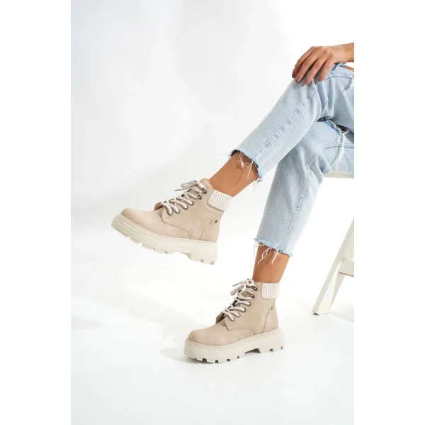 LMÇ-2045 Bej Süet Bağcıklı Kalın Taban Kadın Günlük Bot