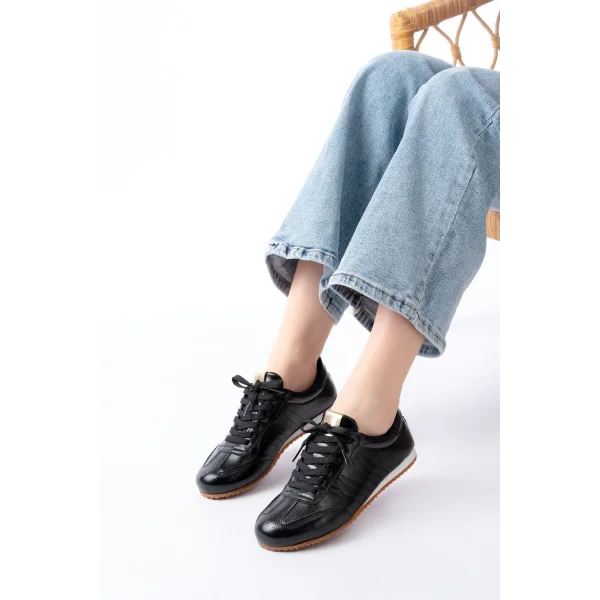 M-1009 Siyah Rugan Bağcıklı Günlük Kadın Spor