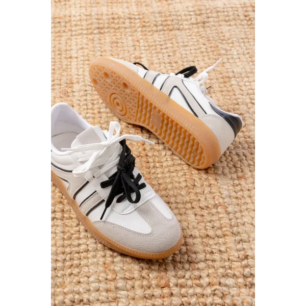 M-6005 Beyaz Garni  Bağcıklı Termo Taban Günlük Kadın Spor