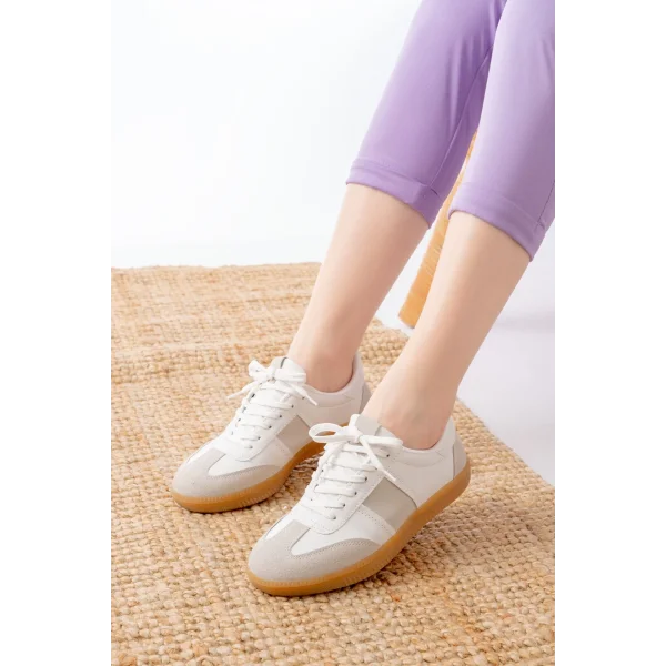 M-6006 Beyaz Garni  Bağcıklı Termo Taban Günlük Kadın Spor