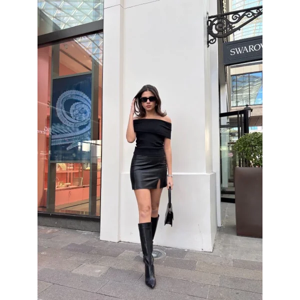 Madonna yaka sıfır kol bluz