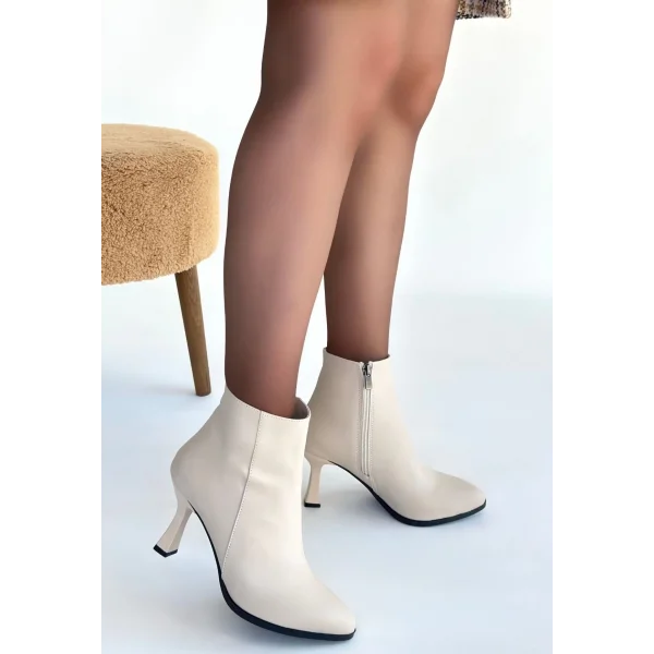 Mişha Bej Cilt Topuklu Bot