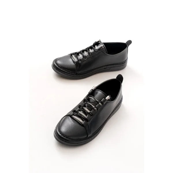 MK-9026 Siyah Bağcıklı  Taş Aksesuarlı Günlük Spor Ayakkabı