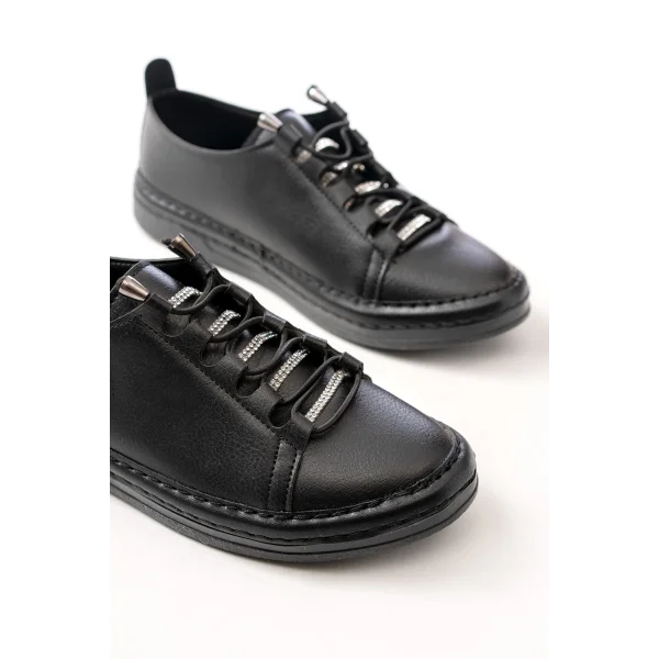 MK-9026 Siyah Bağcıklı  Taş Aksesuarlı Günlük Spor Ayakkabı