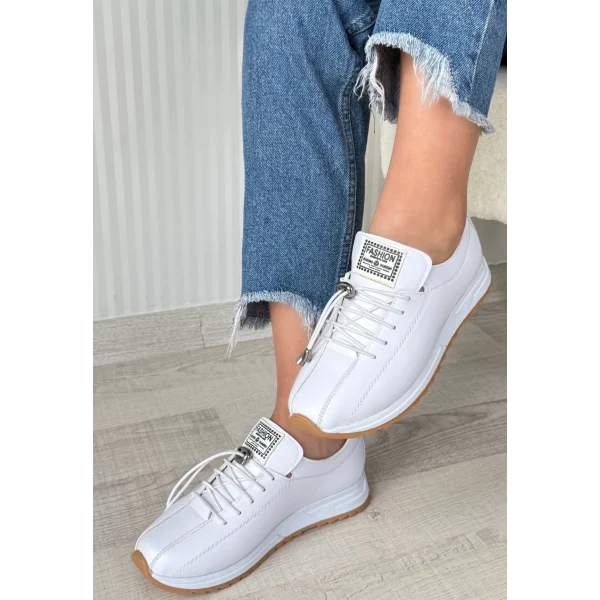 Monya Beyaz Cilt Bağcıklı Spor Ayakkabı