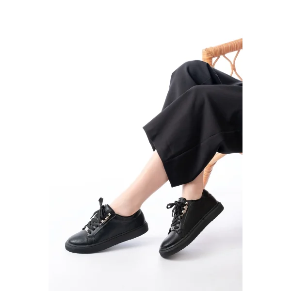 P-910 Siyah Bağcıklı Taban Dikişli Günlük Kadın Spor