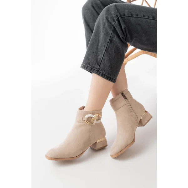 RM-504 Bej Süet Toka Aksesuarlı Topuklu Fermuarlı Günlük Kadın Bot